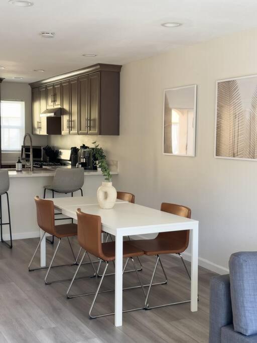 Modern Retreat 1 Mi. From Disney Anaheim Dış mekan fotoğraf